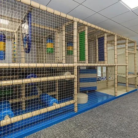 Apartmán Port Lwowska With Swimming Pool By Renters *