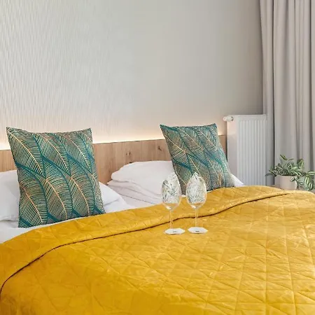 Port Lwowska With Swimming Pool By Renters