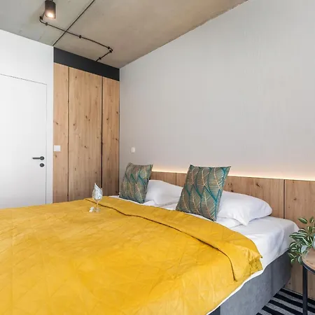 Port Lwowska With Swimming Pool By Renters