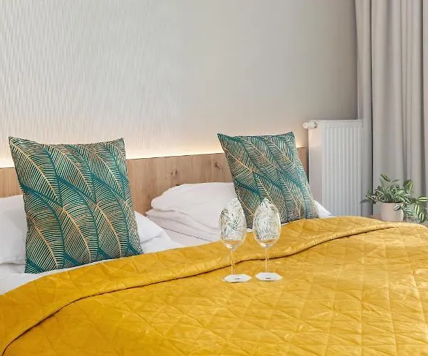 Port Lwowska With Swimming Pool By Renters