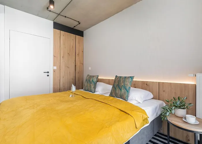 Port Lwowska With Swimming Pool By Renters